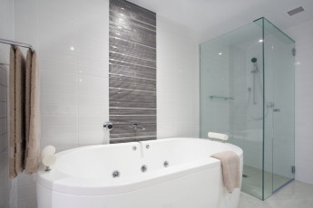 Shower and bath tub